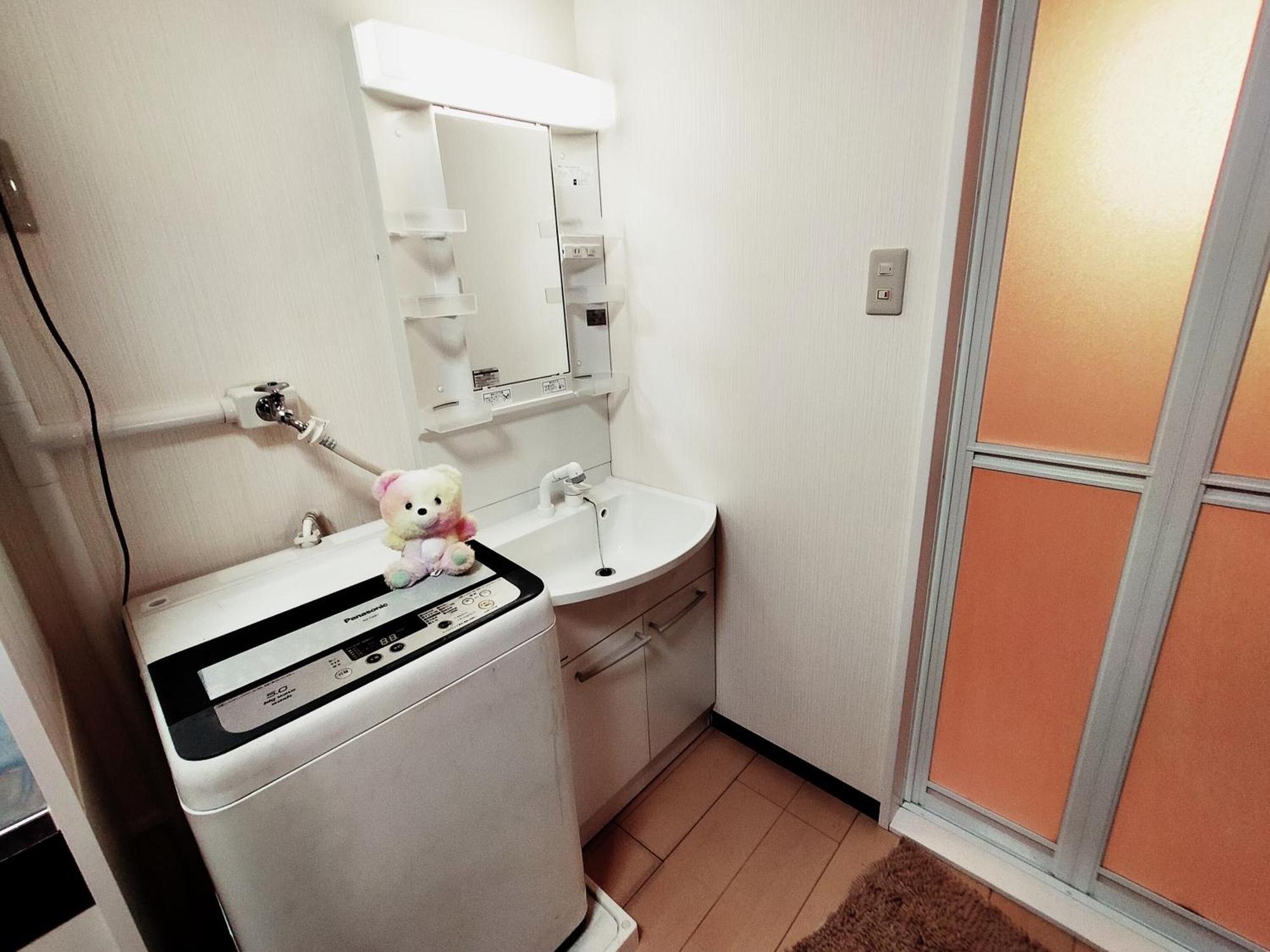 Secret Base Station Side Apartment